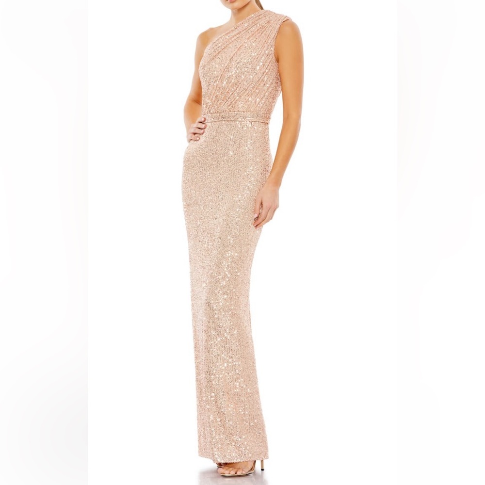 Mac Duggal One-Shoulder Sequin Gown in Rose Gold